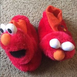 Elmo Slippers