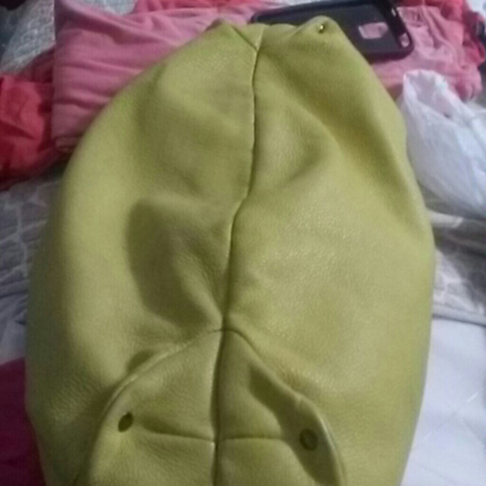 Kenneth Cole - Picture 2 of 5