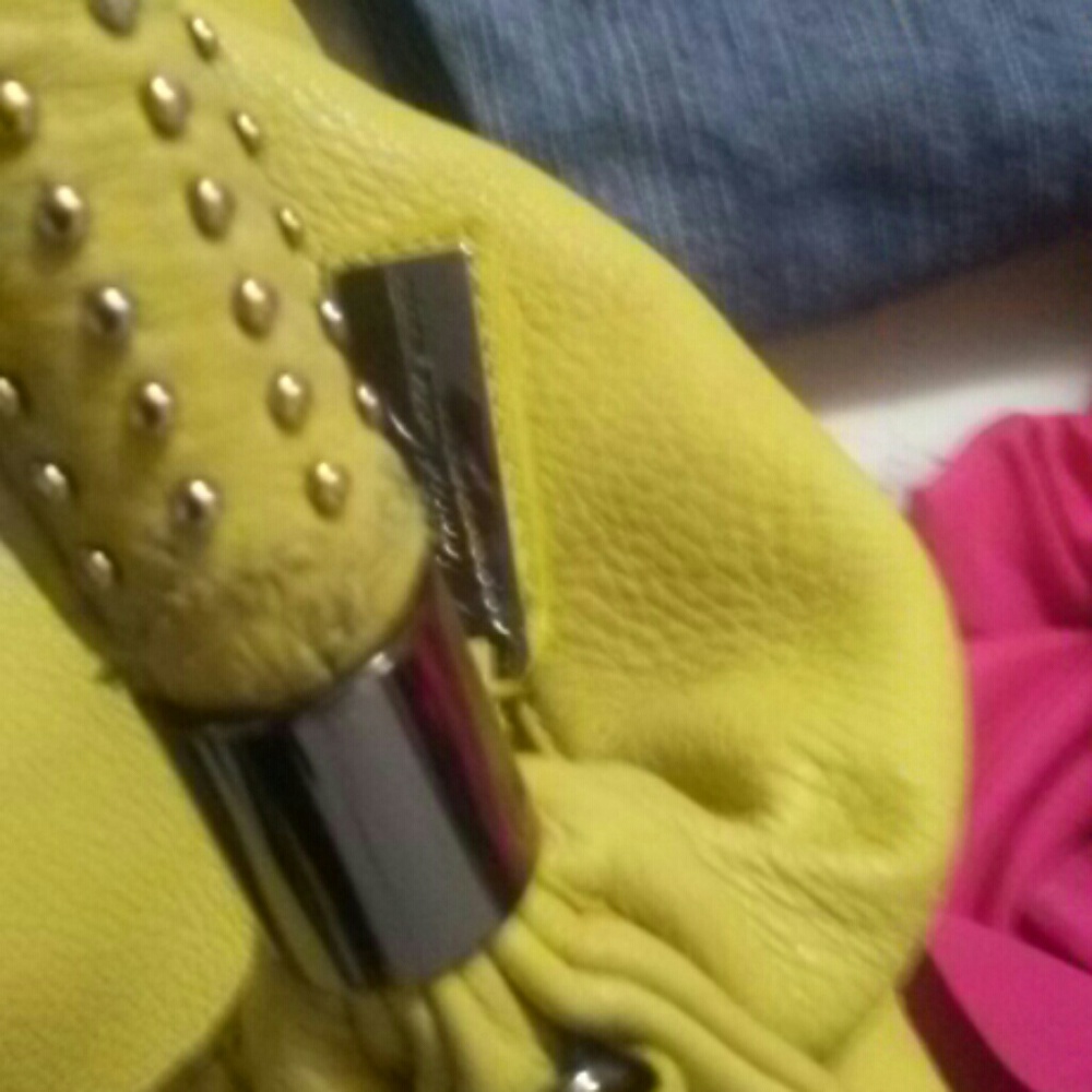 Kenneth Cole - Picture 4 of 5