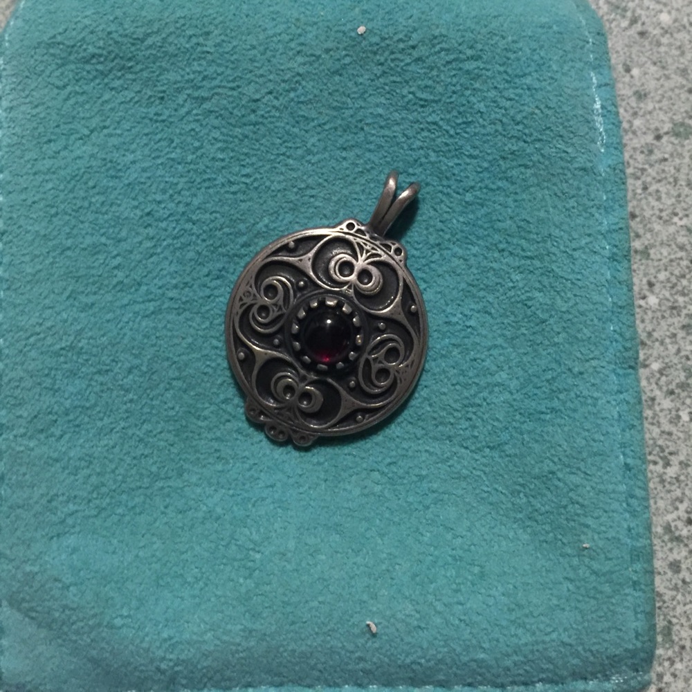 Garnet pendant