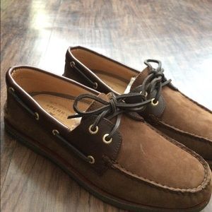 Brown Sperry Gold Cup