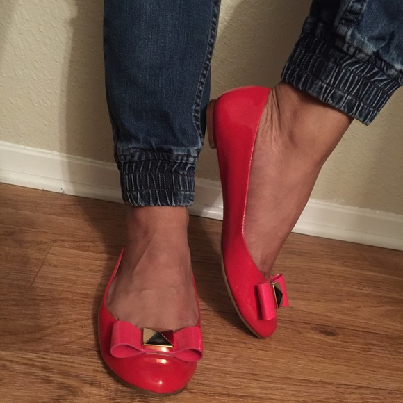 Kate Spade - Picture 2 of 8