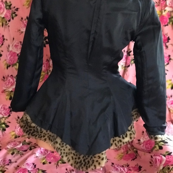 Betsey Johnson vintage leopard fur coat pinup - Picture 4 of 8