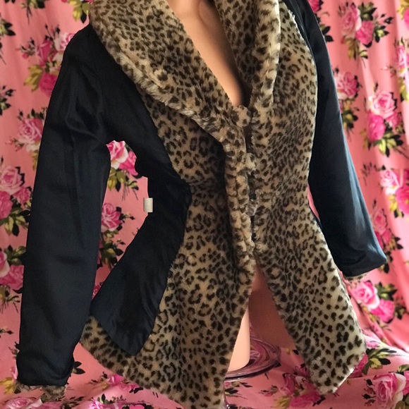 Betsey Johnson vintage leopard fur coat pinup - Picture 5 of 8