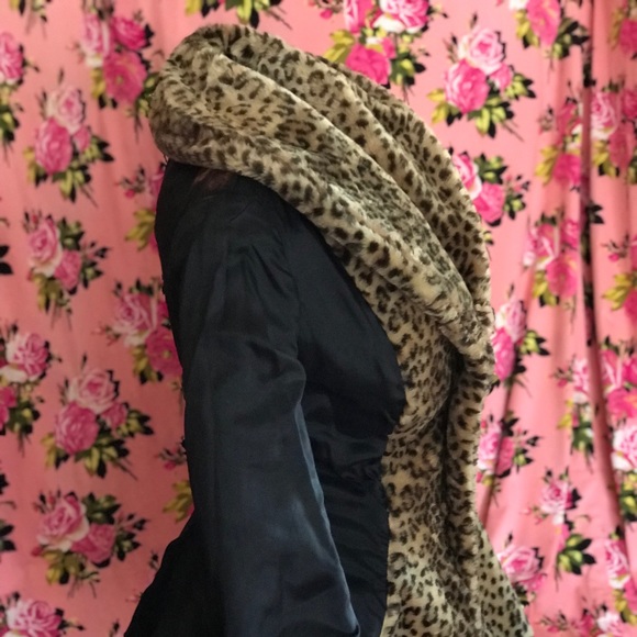 Betsey Johnson vintage leopard fur coat pinup - Picture 6 of 8