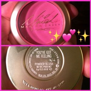 😱😱 M•A•C Mariah Carey blush (pink)