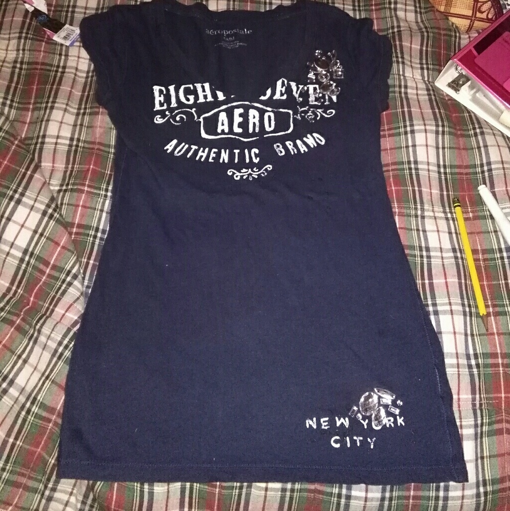 Aeropostale V neck tshirt