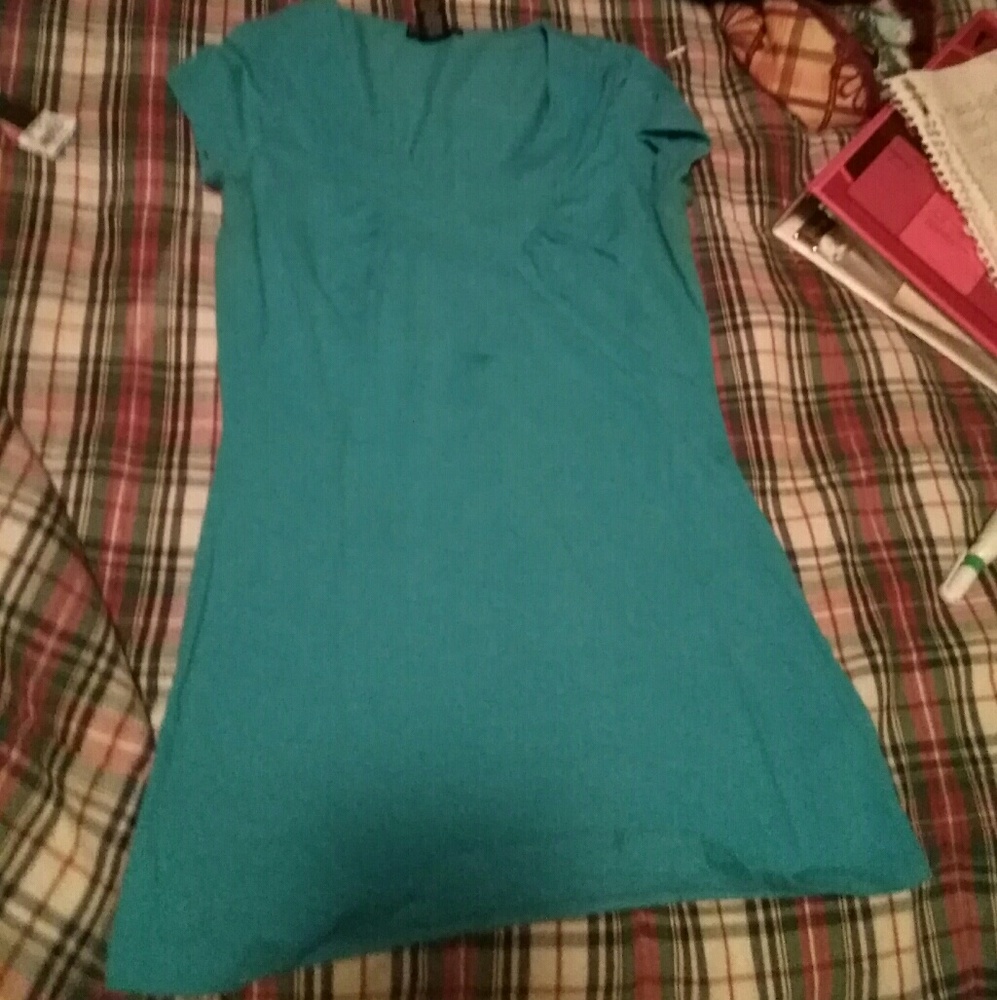 Body central v neck t shirt