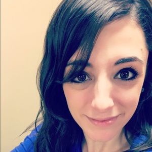 Meet your Posher, Marissa