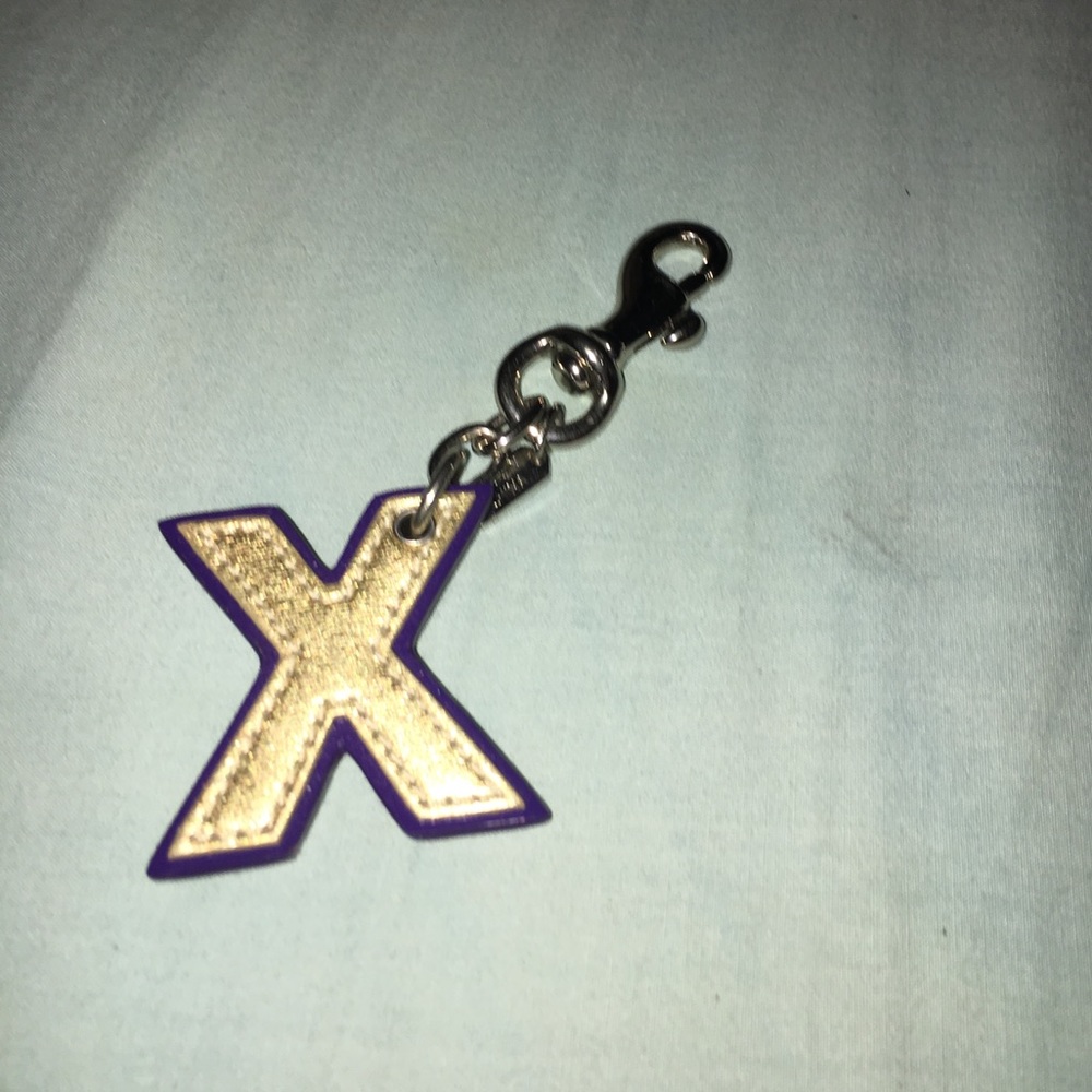 Coach letter X fob