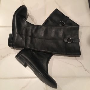 Knee High riding Boots•