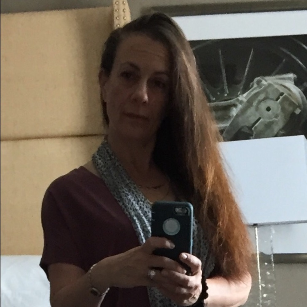 Meet your Posher, Gina
