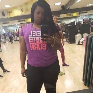 Meet your Posher, Sharon