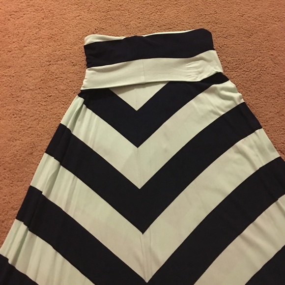 Gap fold over Maxi dress - Picture 3 of 3