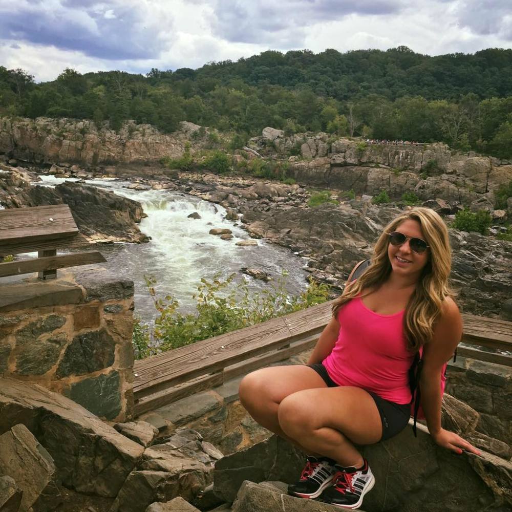 Meet your Posher, Melissa