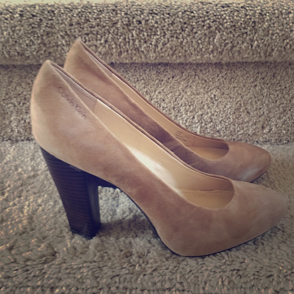 🌺Calvin Klein "Elita" Heels 👠