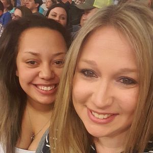 Meet your Posher, Amber