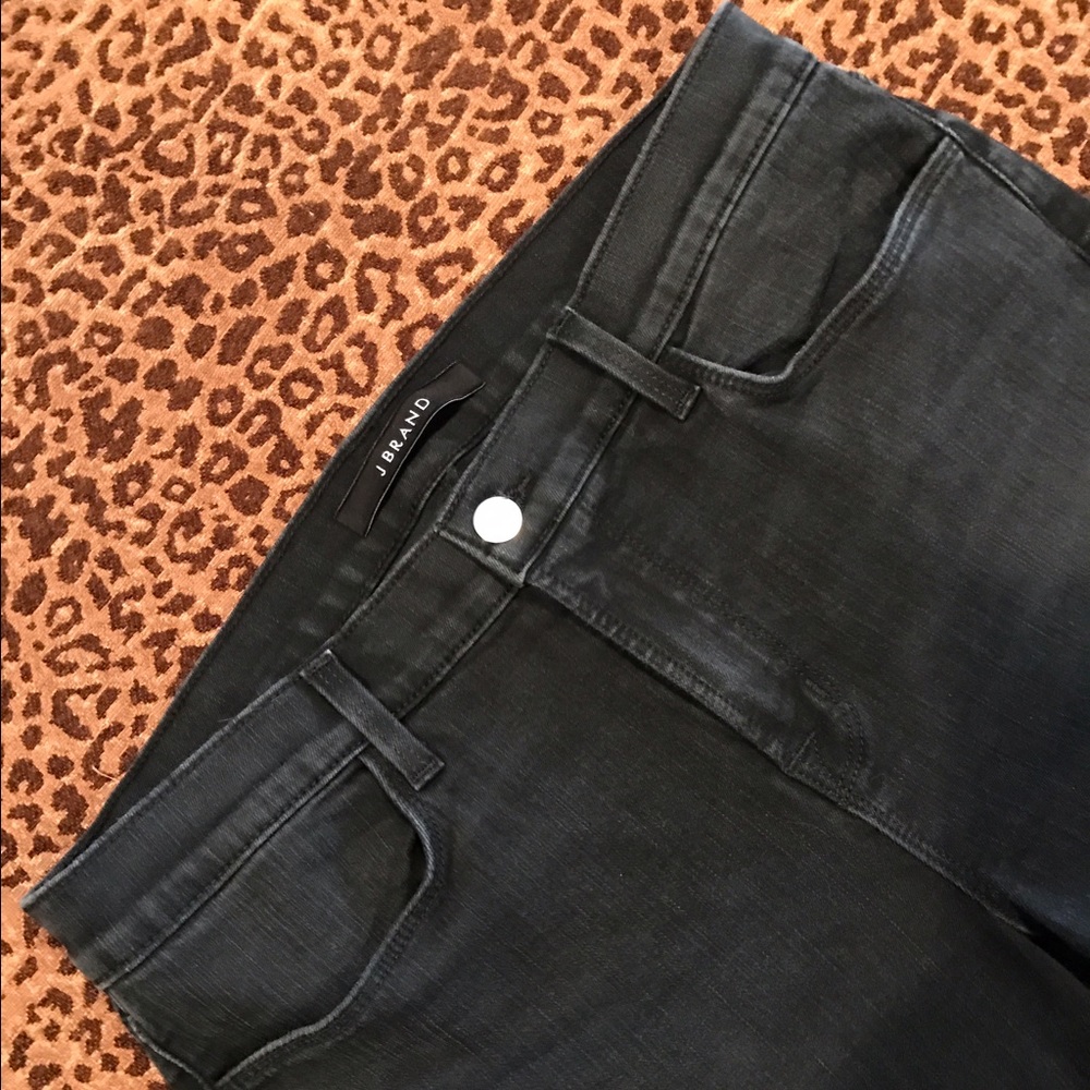 J BRAND Jeans