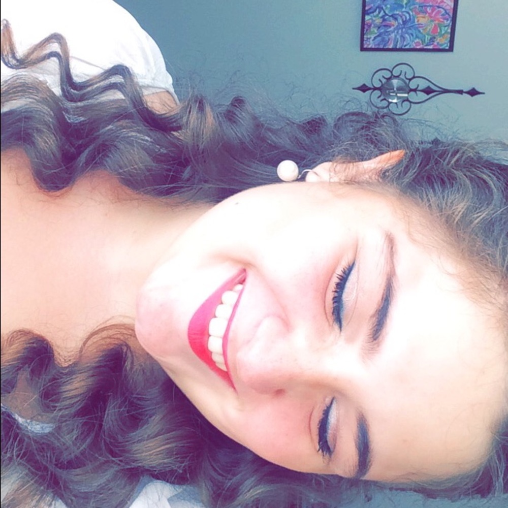 Meet your Posher, Sara