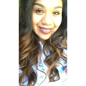 Meet your Posher, Victoria