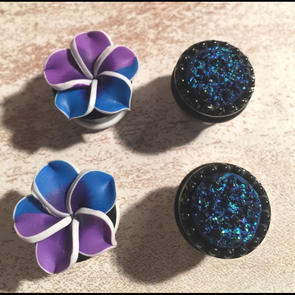 5/8" plugs