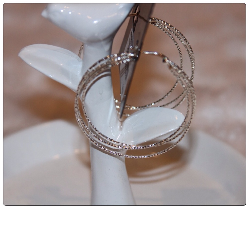 🆕 Reduced Multi-Layered Hoop Earrings