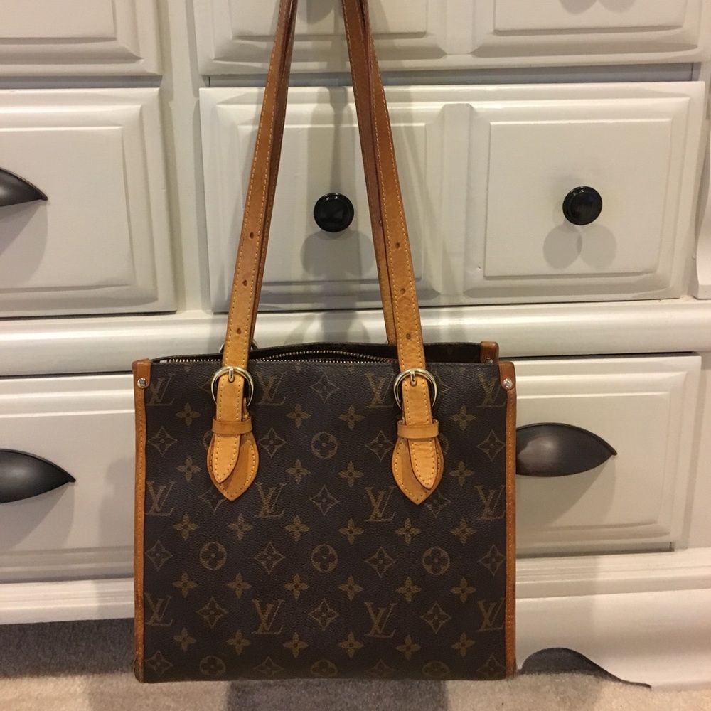 Louis Vuitton shoulder bag
