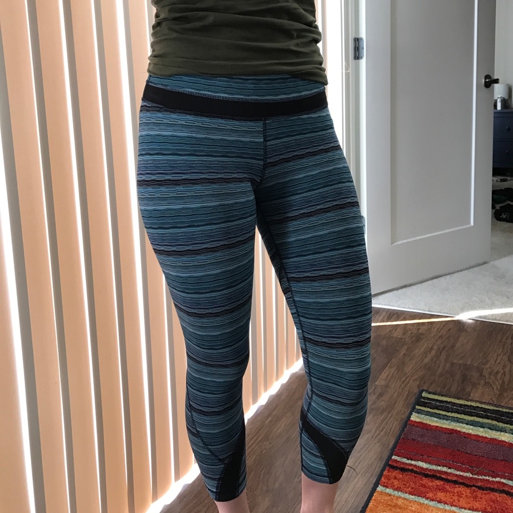 Blue stripped Lululemons - athletic running pants
