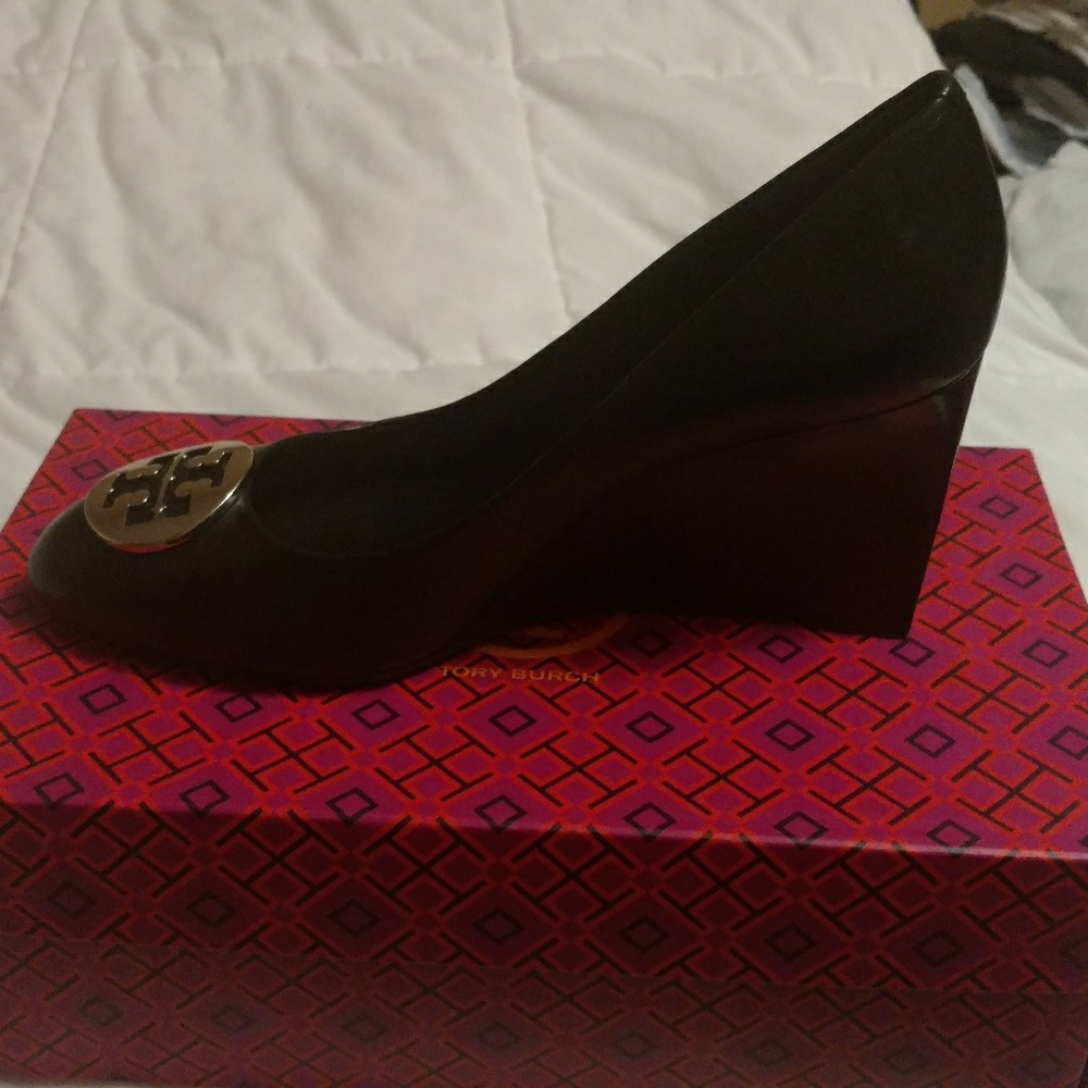 Tory Burch Alice wedges