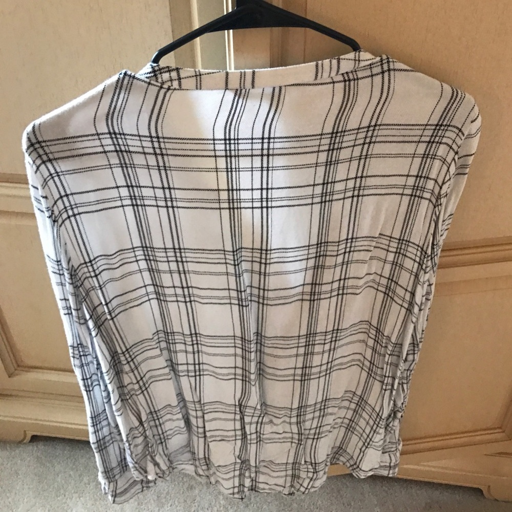⬇️⬇️⬇️Calvin Klein Flannel - Picture 3 of 3