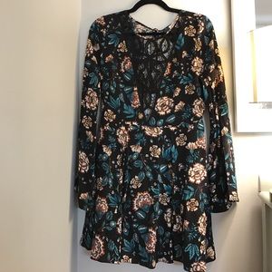 Forever 21 crochet open back dress