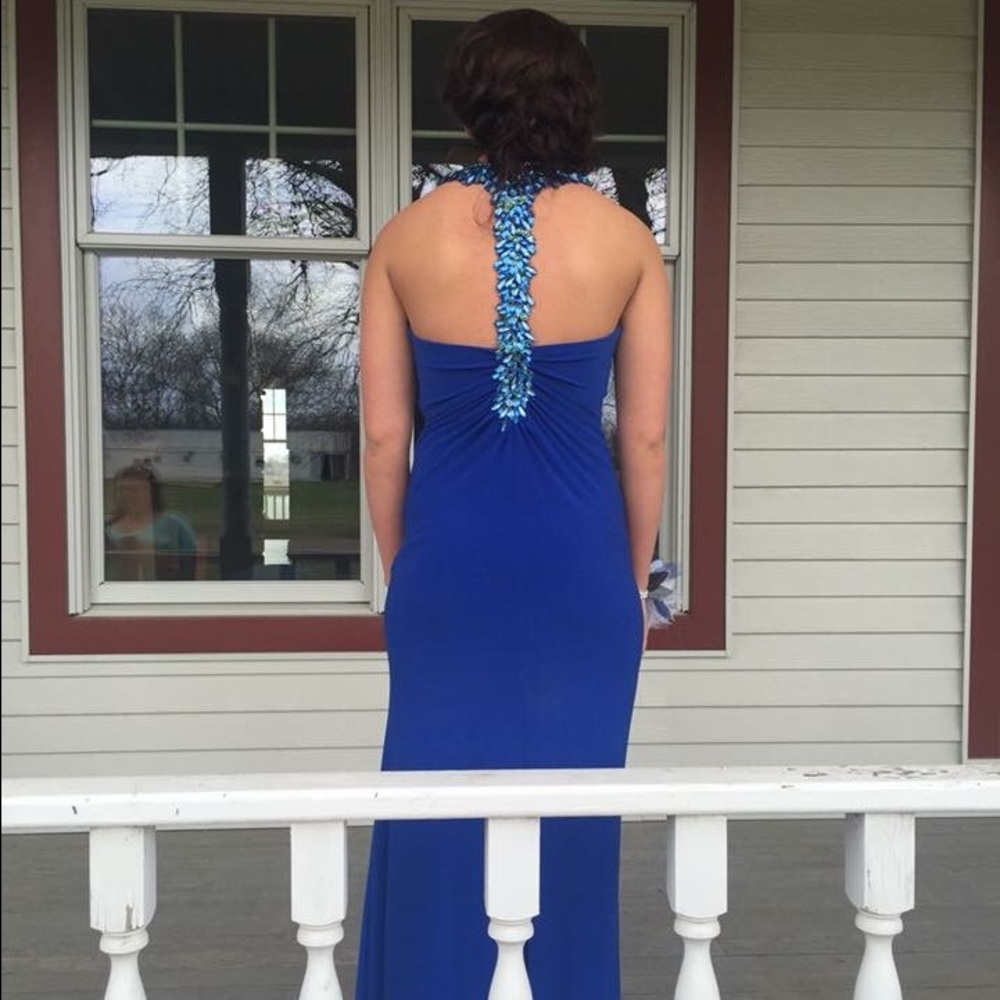 Size 6, morrell maxie prom dress
