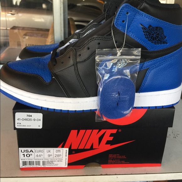 Authentic retro jordan royal 1's - Picture 2 of 8
