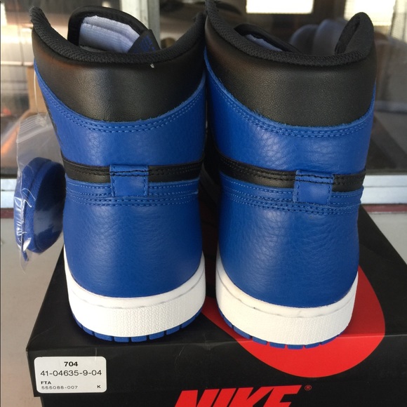 Authentic retro jordan royal 1's - Picture 5 of 8