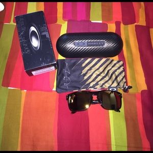 Oakley men's sunglasses