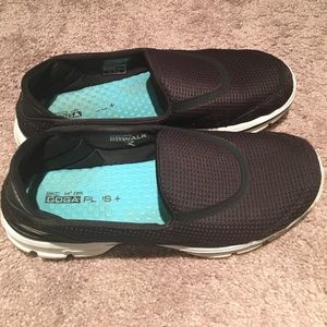 Sketchers Go Walk 3