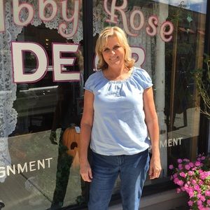 Meet your Posher, Cindy