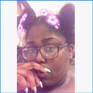 Meet your Posher, Therese