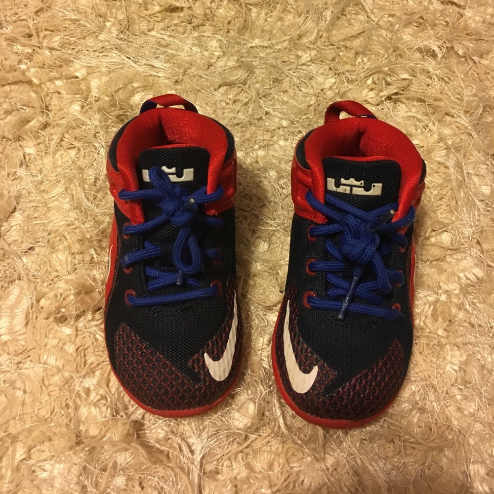 Toddler sneakers