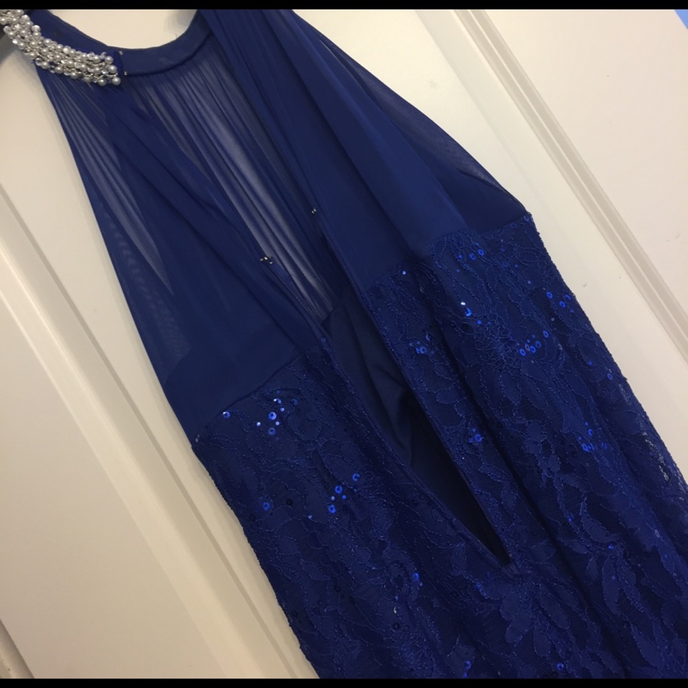 Blue Prom Dress💙 - Picture 4 of 6
