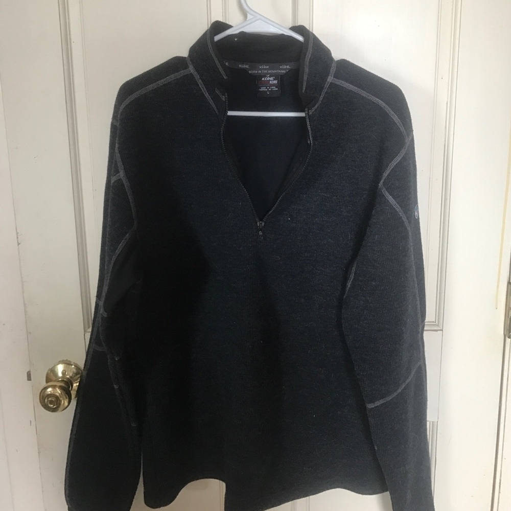 Men's sweatshirt