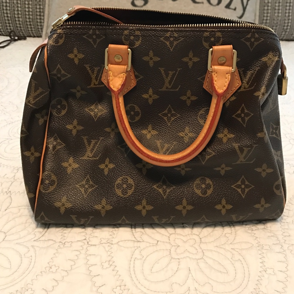 Louis Vuitton - small speedy