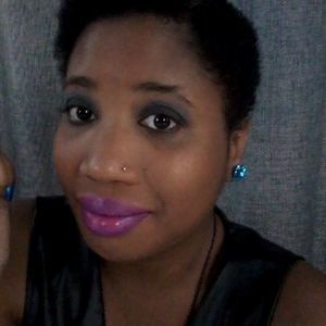 Meet your Posher, Naeemah