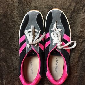 DKNY sneakers