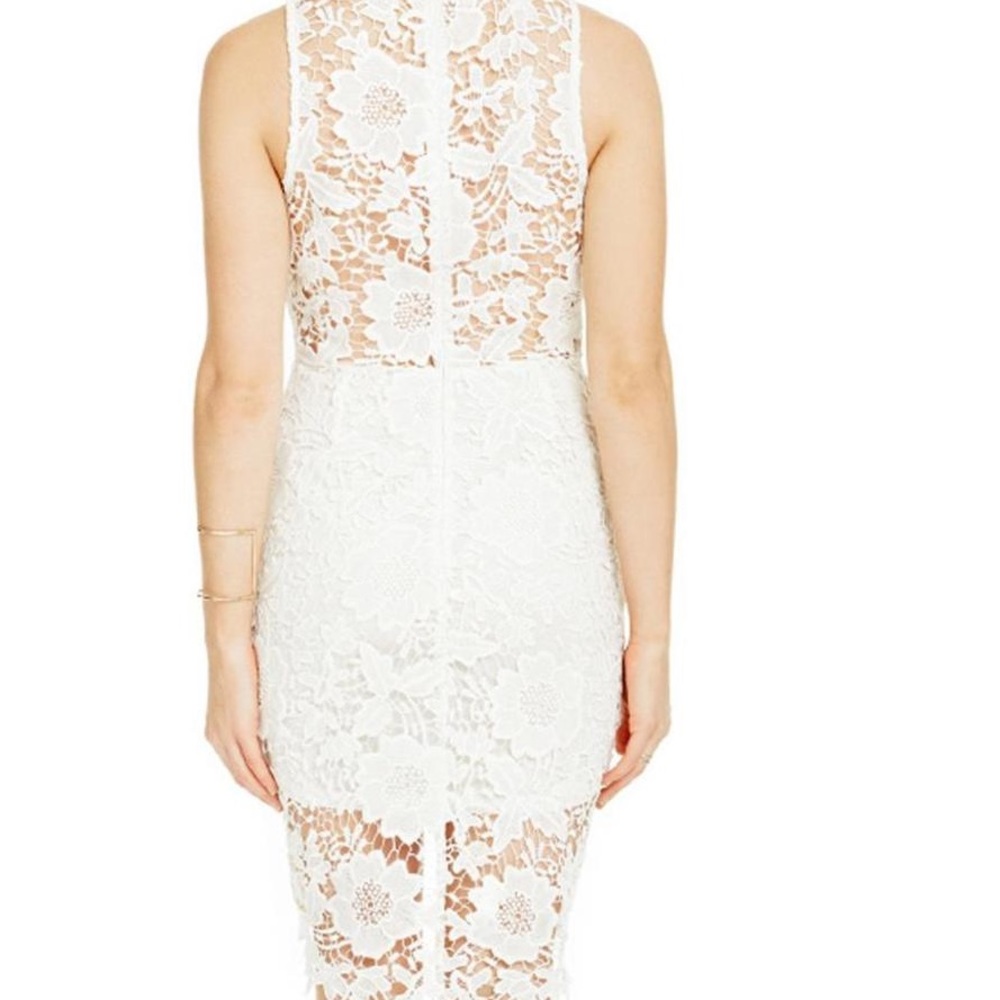 Beautiful Lace Bodycon - Picture 4 of 4