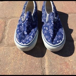 Vans Women's Slip on Blue Fern Print Sz 8