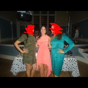 Bebe coral short maxi dress in size 2