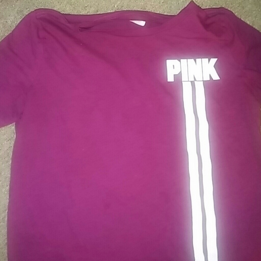 TRADE DNB 3 Victoria secret pink tee's