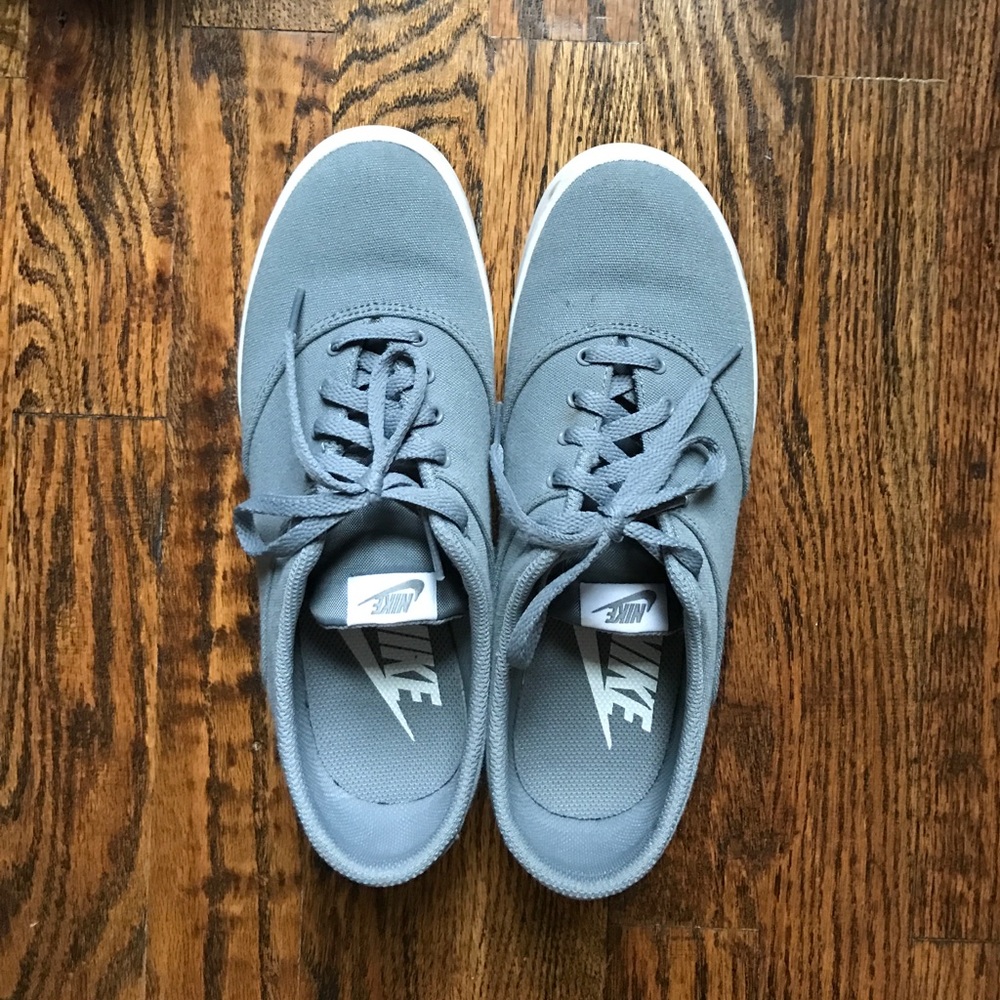 Nike Canvas Shoes