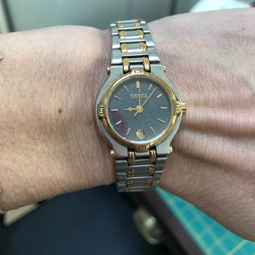 Gucci watch 9000L. ⭐️⭐️⭐️ brand new🔋price firm